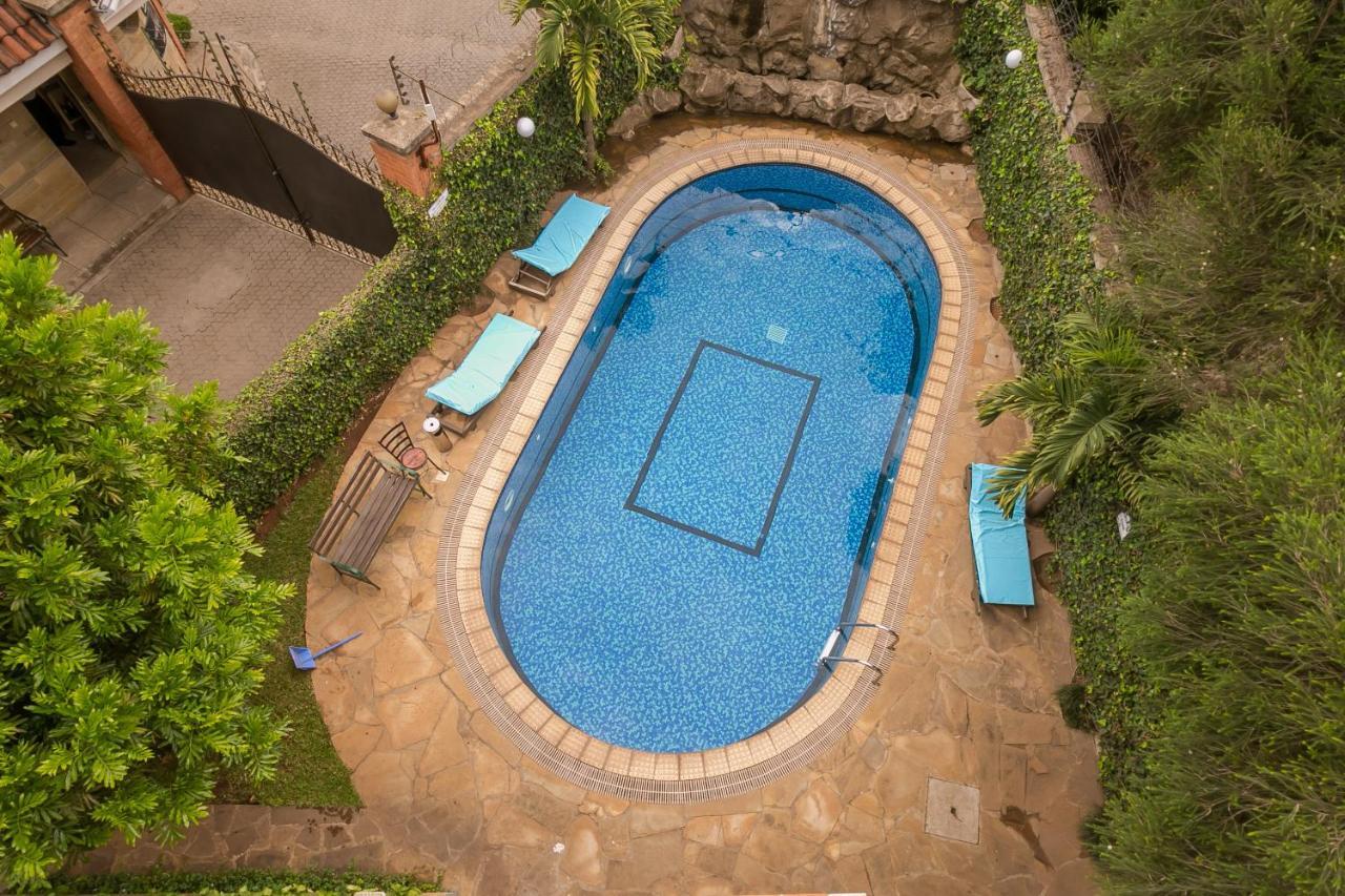 Meltonia Luxury Suites Найробі Екстер'єр фото